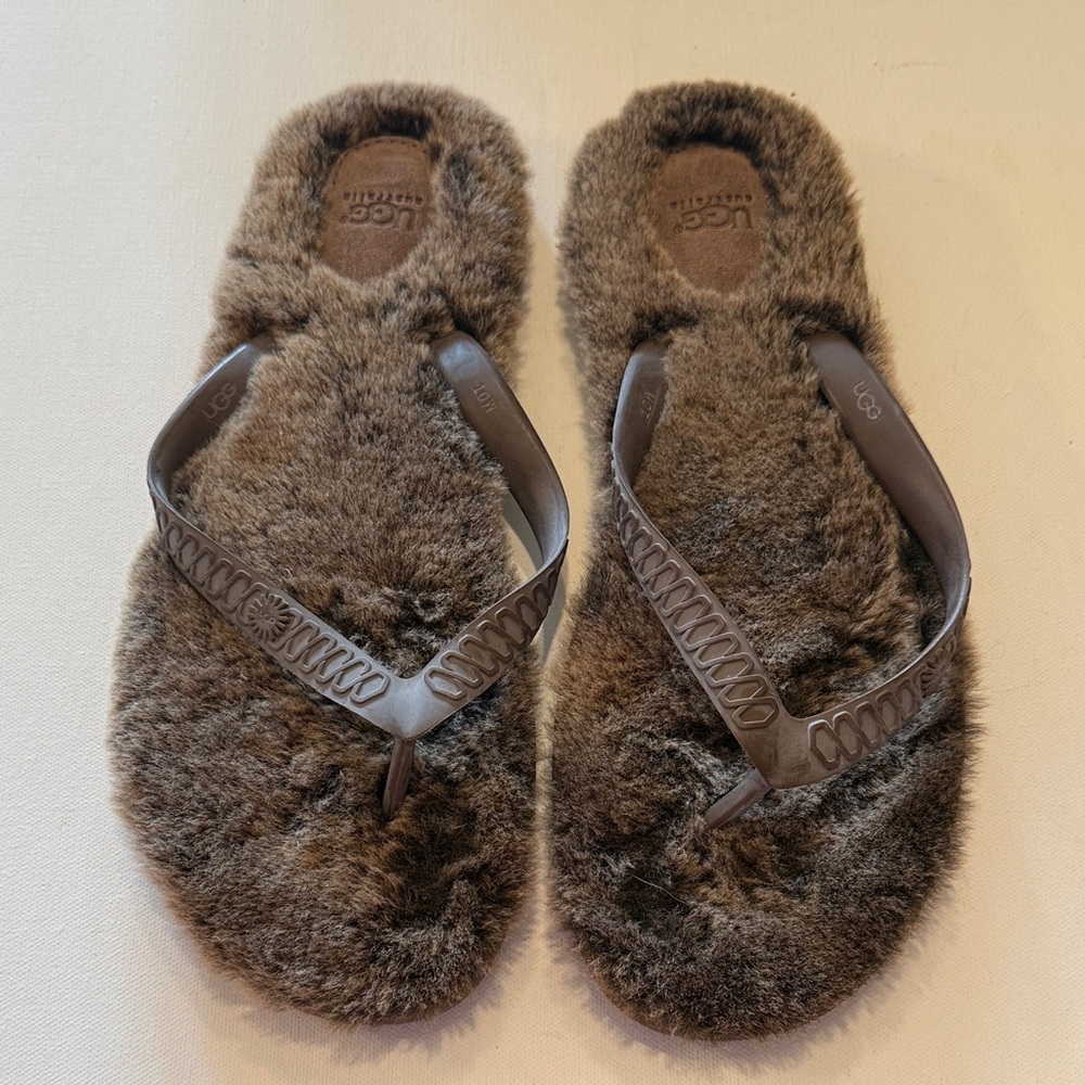UGG Plush Tan Flip Flops